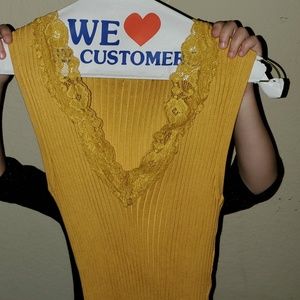 Ribbed sleeveless shirt